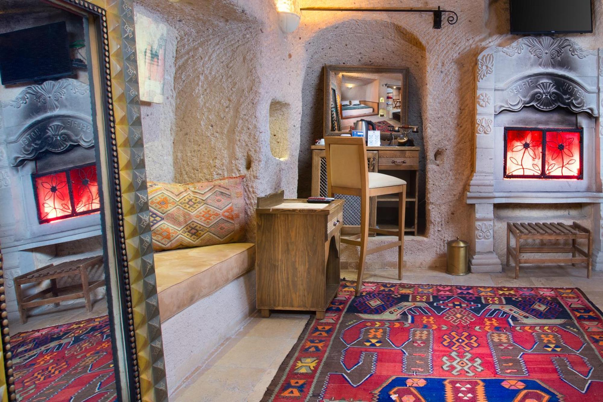 Cappadocia Fairy Chimneys Selfie Cave Hotels - Special Class Uchisar Exterior foto