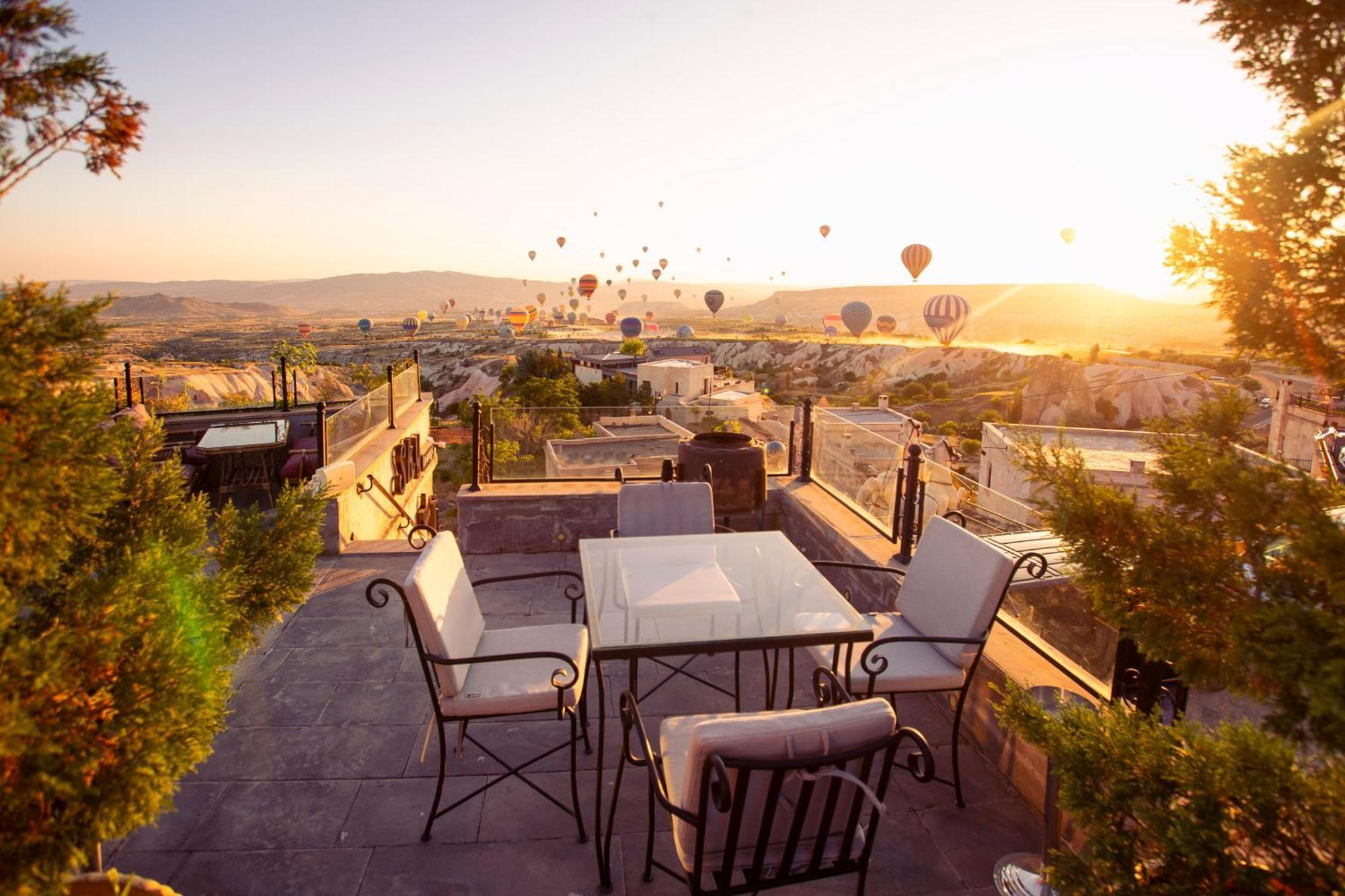 Cappadocia Fairy Chimneys Selfie Cave Hotels - Special Class Uchisar Exterior foto