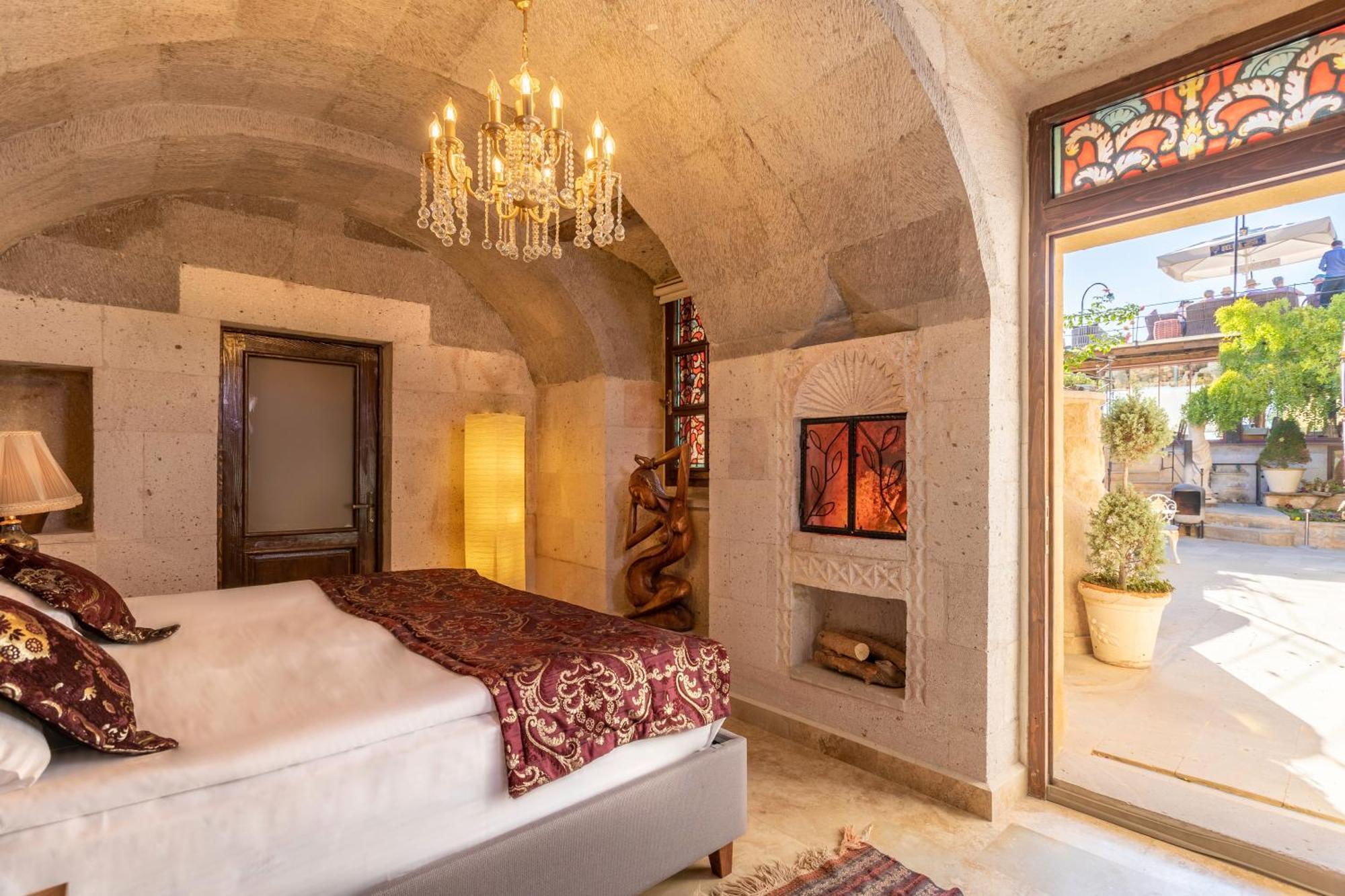 Cappadocia Fairy Chimneys Selfie Cave Hotels - Special Class Uchisar Exterior foto