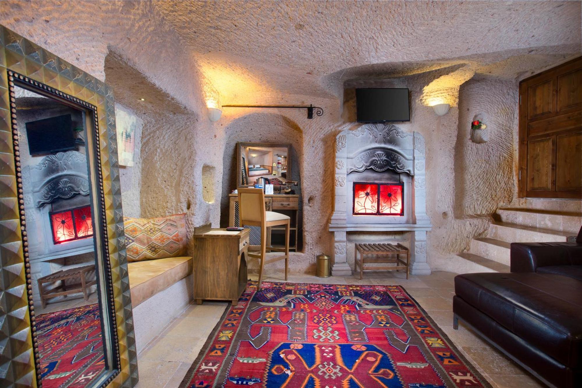 Cappadocia Fairy Chimneys Selfie Cave Hotels - Special Class Uchisar Exterior foto