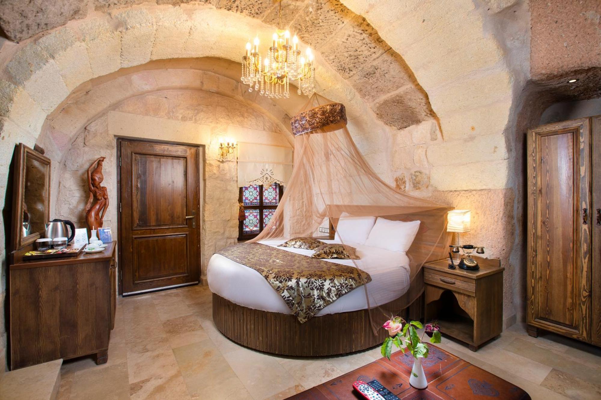 Cappadocia Fairy Chimneys Selfie Cave Hotels - Special Class Uchisar Exterior foto